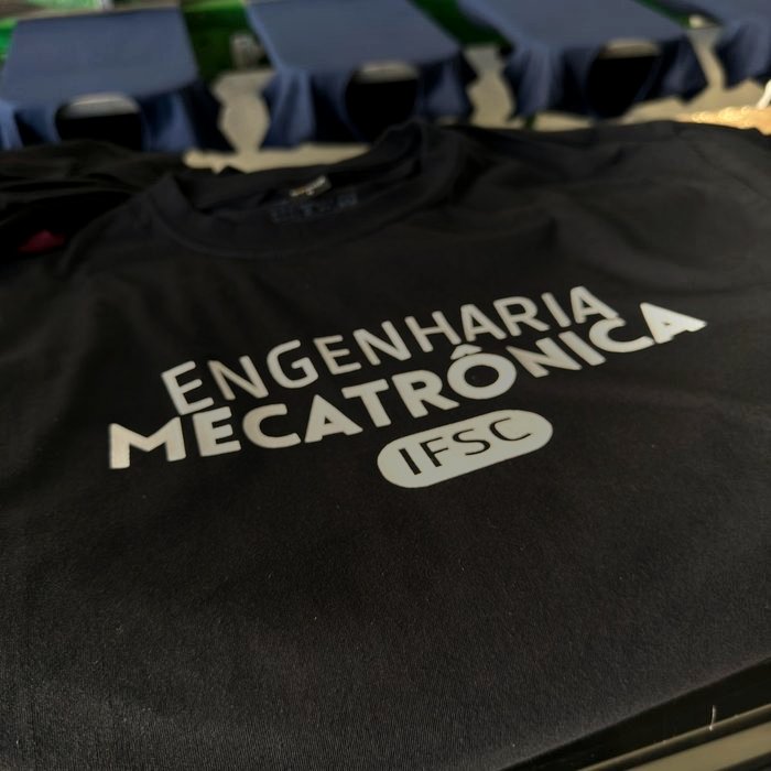 Camiseta universitária Mecatrônica UFSC
